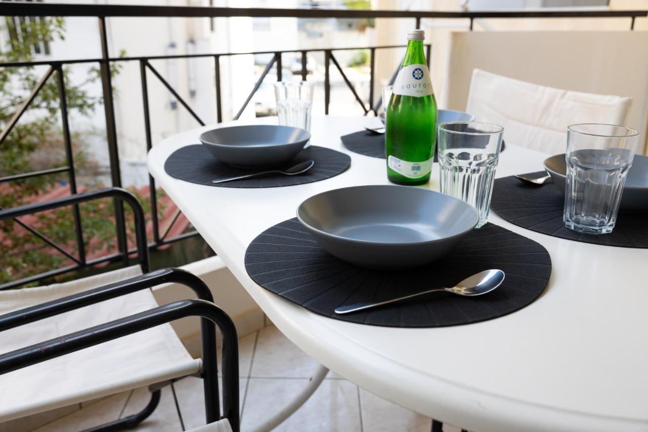 Spacious Apartment Close To The Sea And The City Center Athen Eksteriør billede